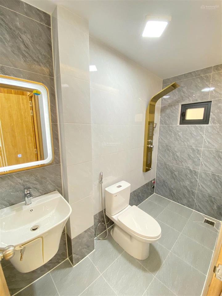 Nhà mới có thang máy 5 tấm full nội thất 4x20m. hẻm 10m đường lê trọng tấn giáp aeon tân phú