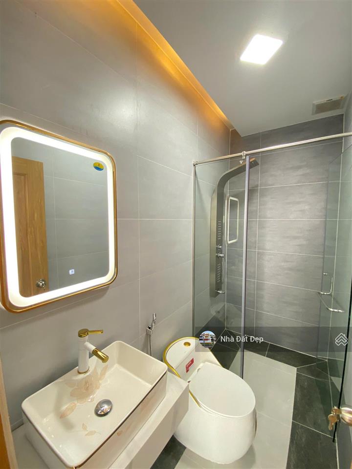 Nhà siêu đẹp 5 lầu, 4x25m full nội thất, có thang máy mặt tiền hương lộ 2  mã lò giáp q. tân phú