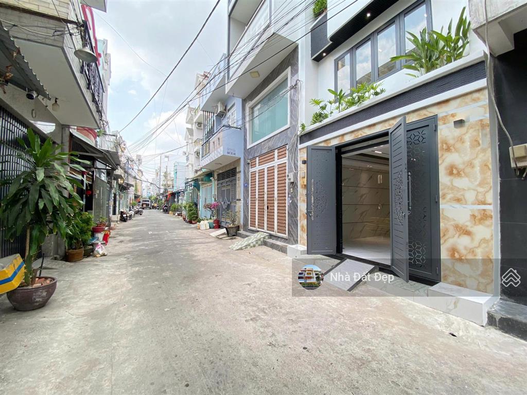 Nhà mới 5 tấm khu đồng bộ cao cấp, full nội thất 4x15m hẻm nhựa đẹp 8m 1 sẹc lê văn quới.