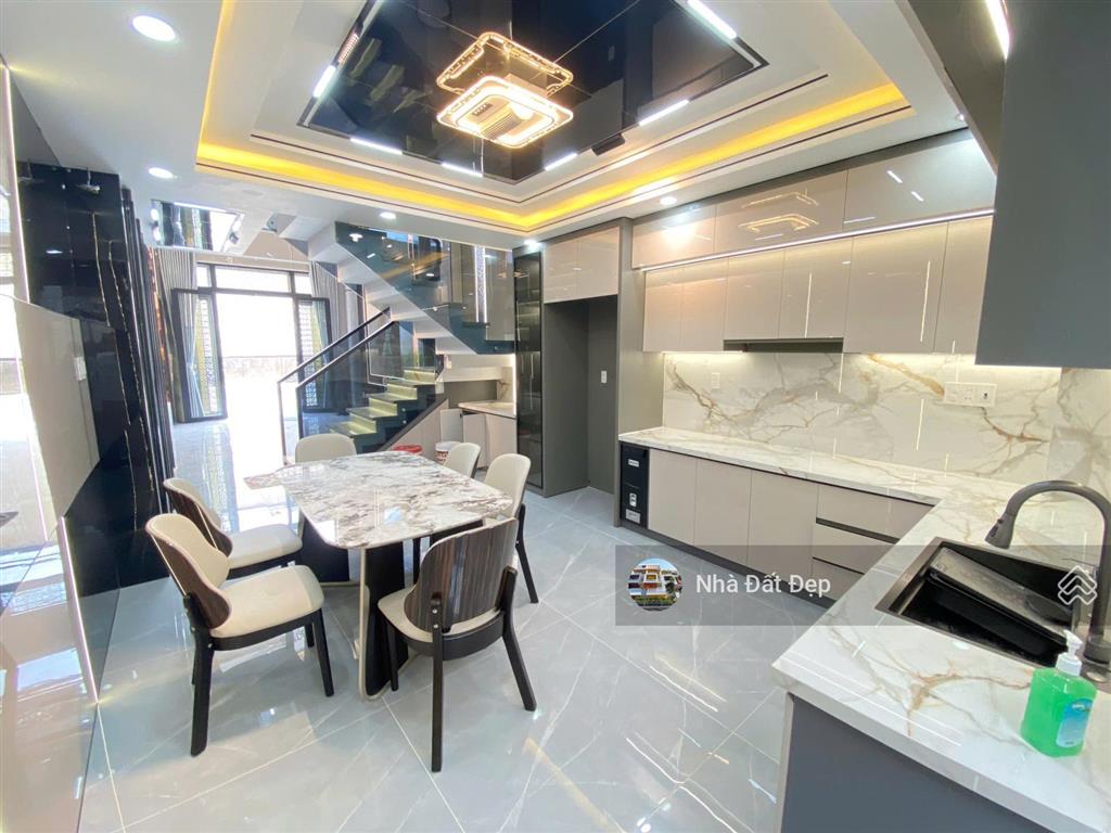 Nhà mới khu đồng bộ cao cấp 5 tấm đường nhựa đẹp 20m có vỉa hè full nội thất 4x15m, đường tây lân
