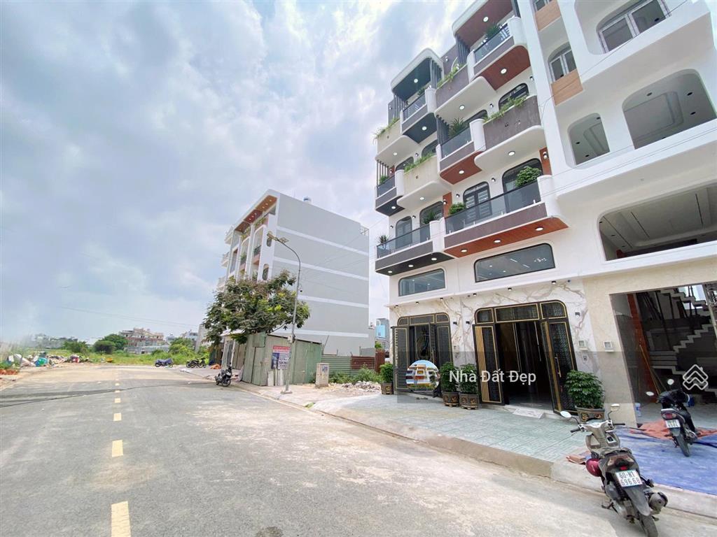 Nhà mới khu đồng bộ cao cấp 5 tấm đường nhựa đẹp 20m có vỉa hè full nội thất 4x15m, đường tây lân