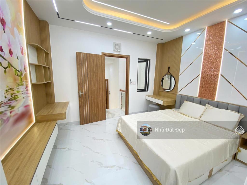 Nhà mới full nội thất siêu đẹp 4x15m, đúc 5 tấm hẻm đẹp 8m, đường hương lộ 2, giáp q. tân phú