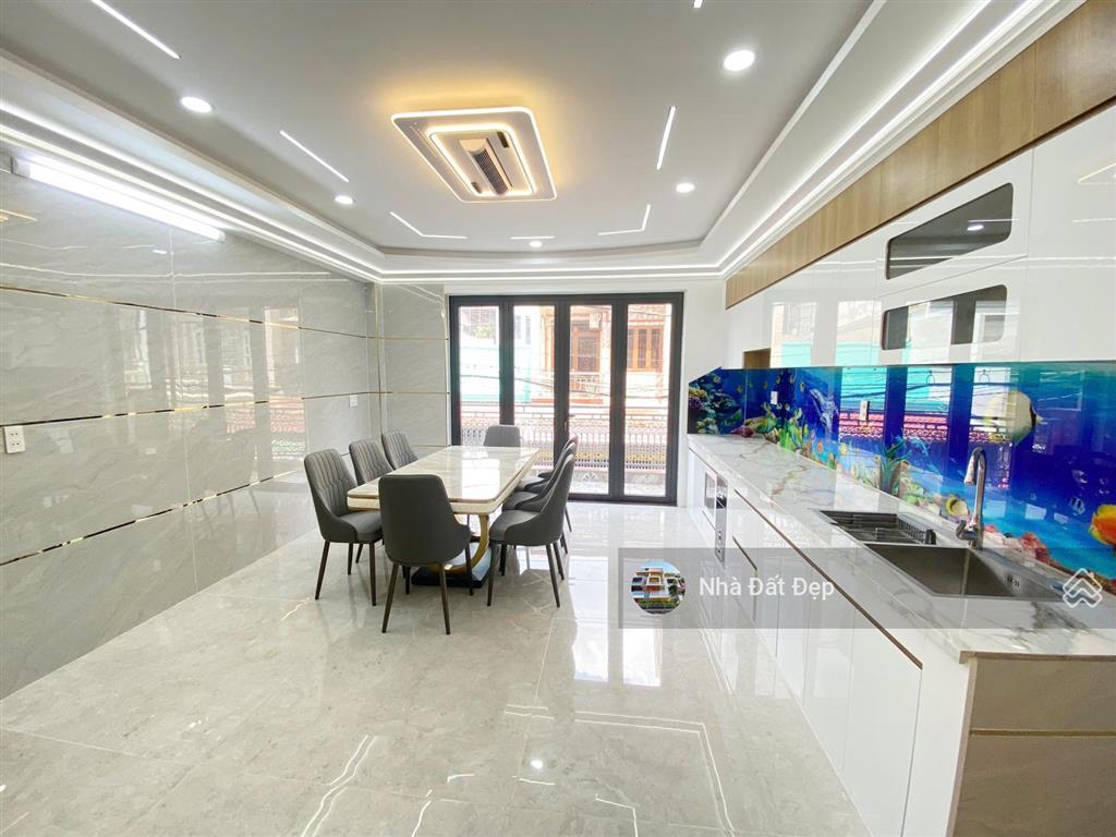 Nhà mới có thang máy full nội thất 4,5x14m, đúc 5 tấm hẻm 8m đường hương lộ 2 thông qua lê văn quới