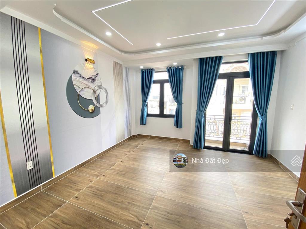Nhà mới có thang máy full nội thất 4,5x14m, đúc 5 tấm hẻm 8m đường hương lộ 2 thông qua lê văn quới