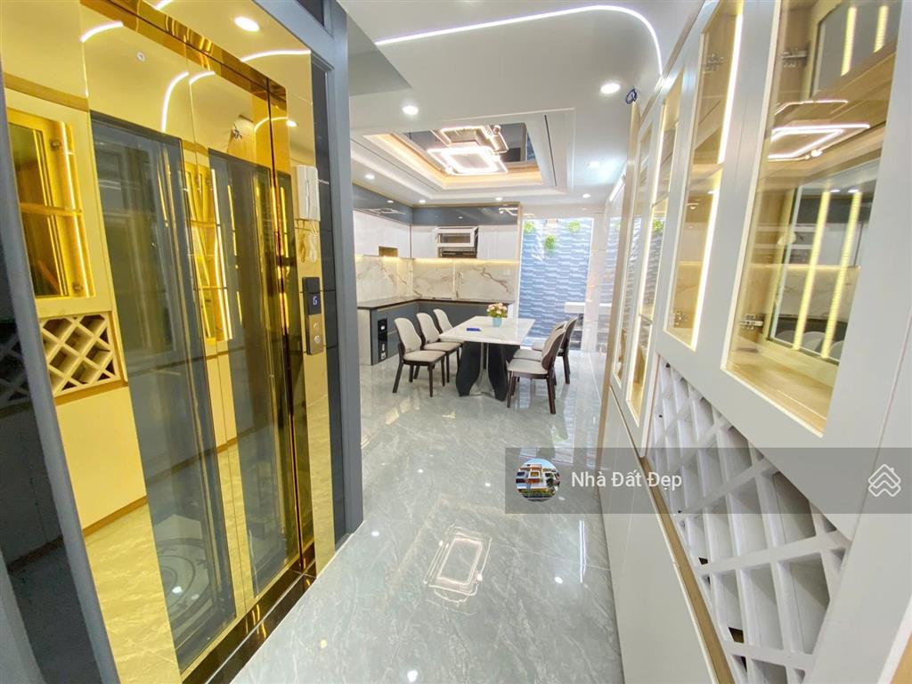 Nhà mới có thang máy khu đồng bộ 5 tấm đường nhựa đẹp 8m, full nội thất 4x15m đường hương lộ 2