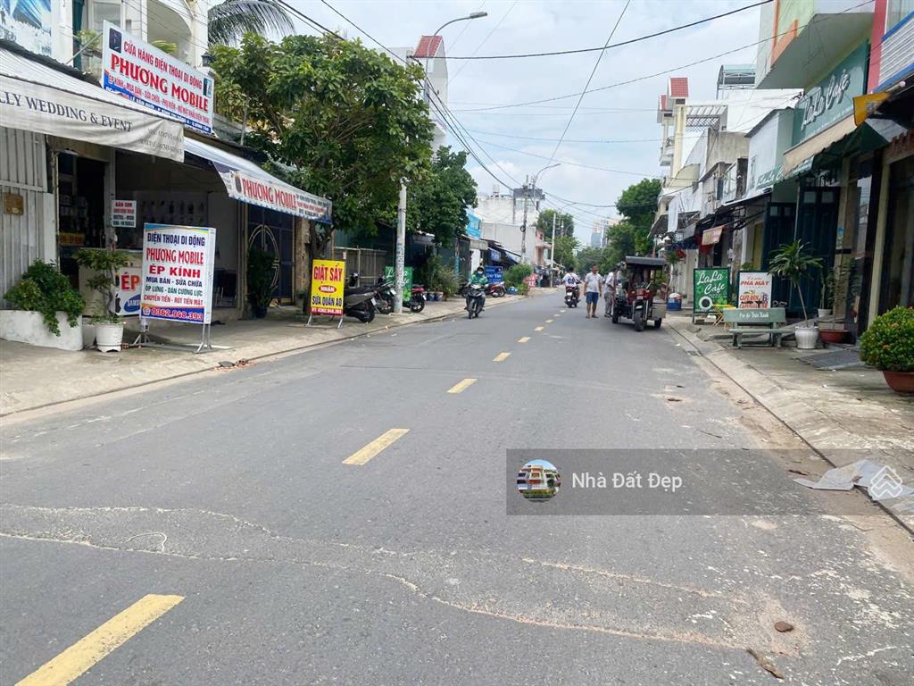 Nhà mới 5 tấm khu đồng bộ cao cấp, full nội thất 4x14m hẻm nhựa đẹp 8m lê văn quới.