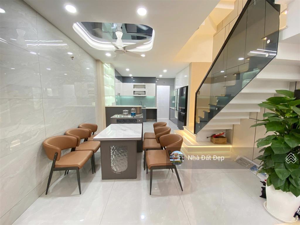 Nhà mới 5 tấm khu đồng bộ cao cấp, full nội thất 4x14m hẻm nhựa đẹp 8m lê văn quới.