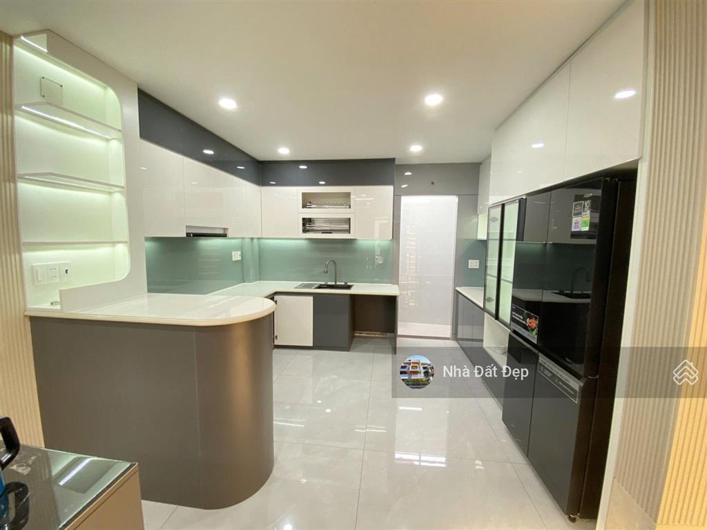 Nhà mới 5 tấm khu đồng bộ cao cấp, full nội thất 4x14m hẻm nhựa đẹp 8m lê văn quới.