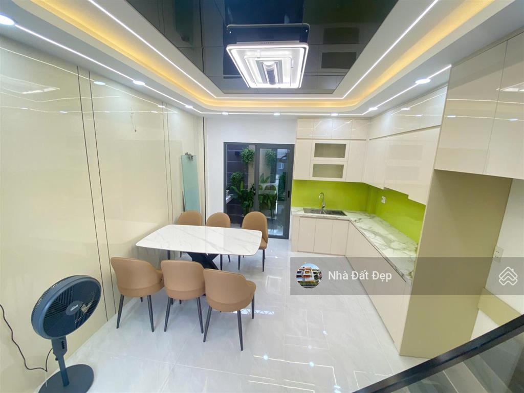 Nhà xây mới 5 tấm full nội thất, 4x13m hẻm đẹp 7m đường mã lò gần trường học, ubnd phường
