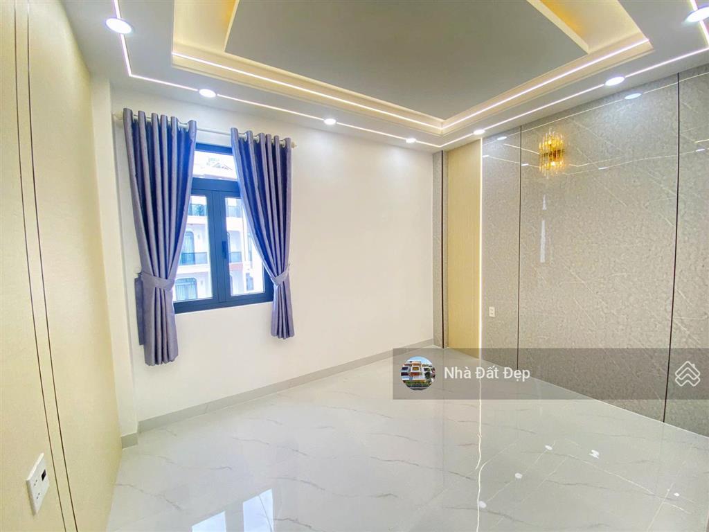 Nhà xây mới 5 tấm full nội thất, 4x13m hẻm đẹp 7m đường mã lò gần trường học, ubnd phường