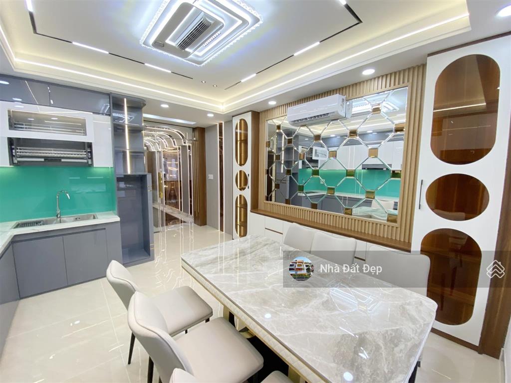 Nhà mới có thang máy 5 tấm đường nhựa đẹp 8m có vỉa hè full nội thất 4x18m đường tây lân