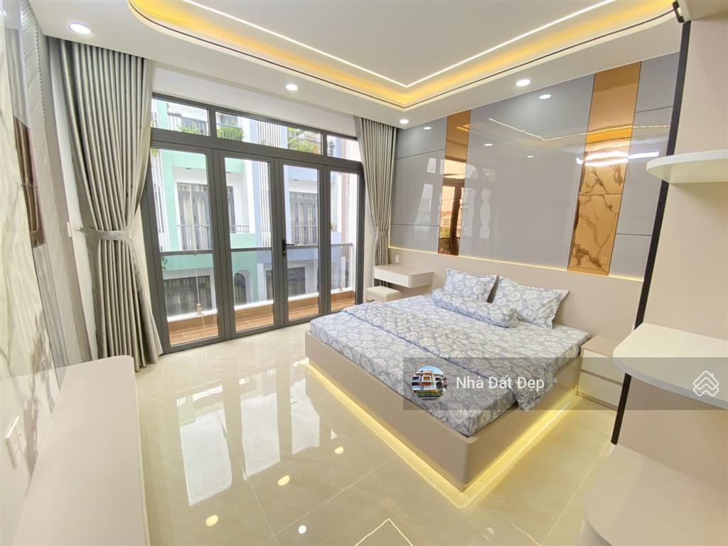 Nhà mới có thang máy 5 tấm đường nhựa đẹp 8m có vỉa hè full nội thất 4x18m đường tây lân