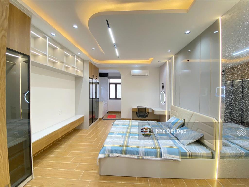 Nhà mới có thang máy 6 lầu full nội thất 4x20m mặt tiền đường nhựa 12m lê văn quới giáp q. tân phú
