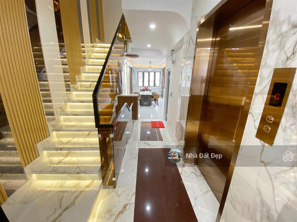 Nhà mới có thang máy 6 lầu full nội thất 4x20m mặt tiền đường nhựa 12m lê văn quới giáp q. tân phú