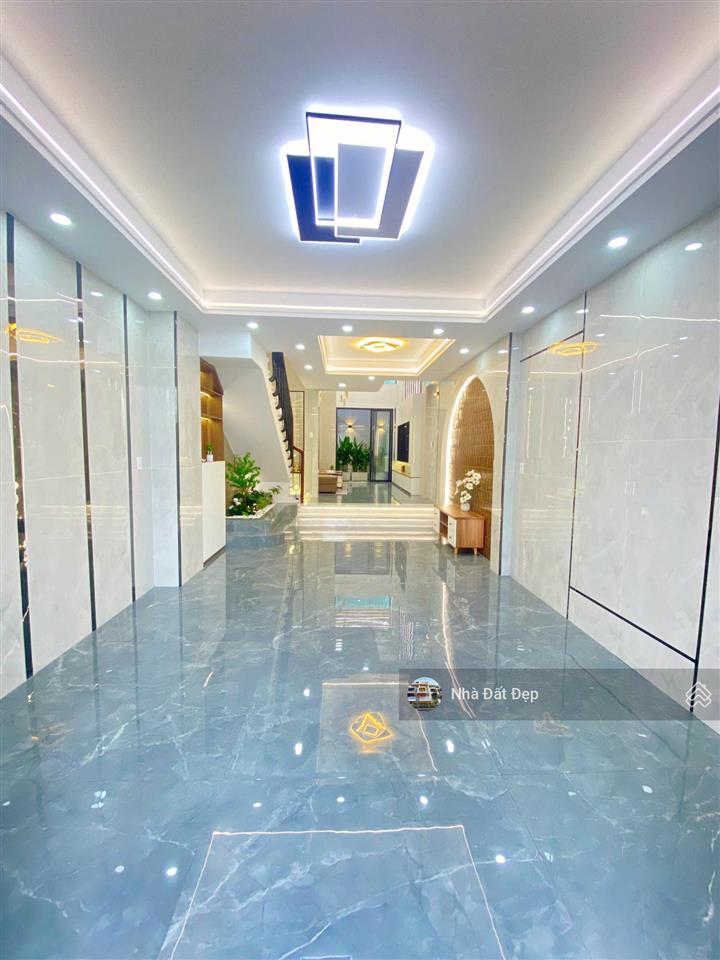 Nhà siêu đẹp 4,5 tấm, 4x14m đường nhựa 8m thông thoáng đồng bộ cao cấp khu tái định cư