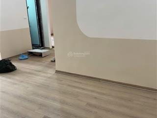 Bán chung cư tại nguyễn ngọc vũ 3 ngủ 2 vệ sinh, sđcc   0963 815 ***