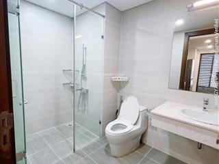 Chính chủ gửi bán the golden palm 21 lê văn lương  105m2  3pn  2vs  sđcc  0963 815 ***