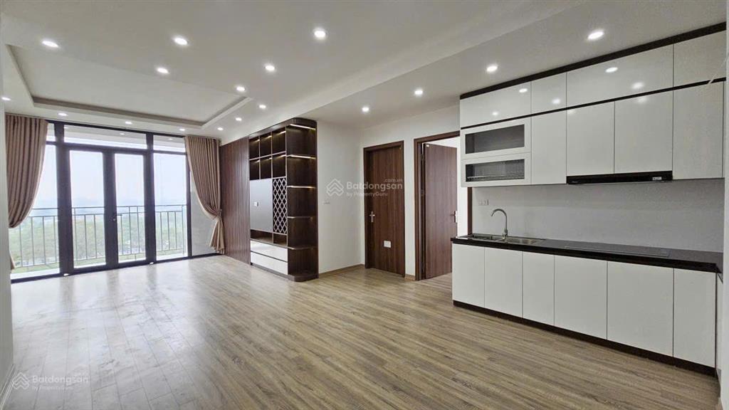 Bán cc 3pn, 2wc  90m2 tại khu đô thị mễ trì thượng  full đồ  sdcc  0963 815 ***