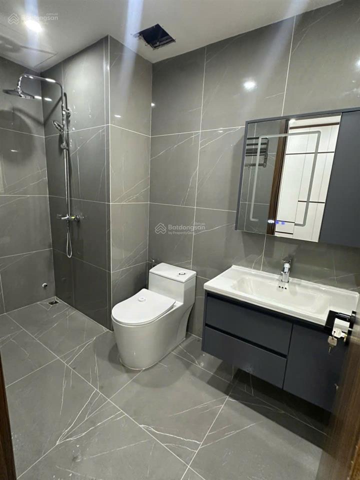 Bán cc 2pn giá thỏa thuận, 89m2 tại n09b1 thành thái, kđt mới dịch vọng
