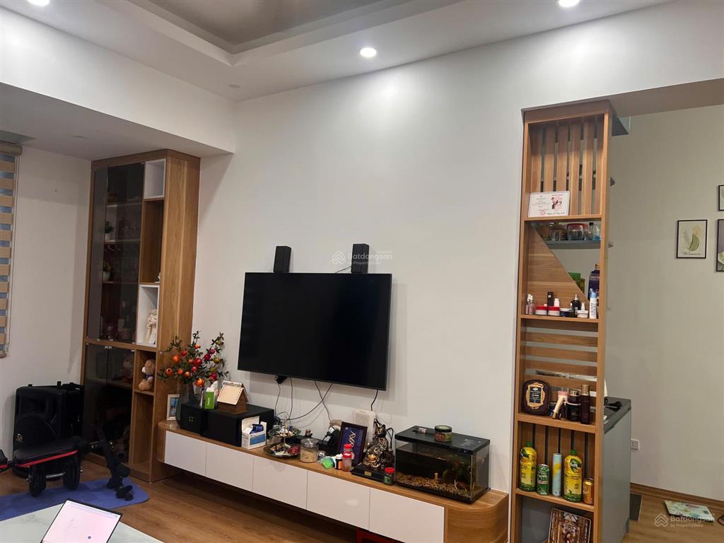 Cần bán gấp cc 4f vũ phạm hàm  yên hòa, cầu giấy, hà nội, 62m2, giá 5,x tỷ  0963 815 ***