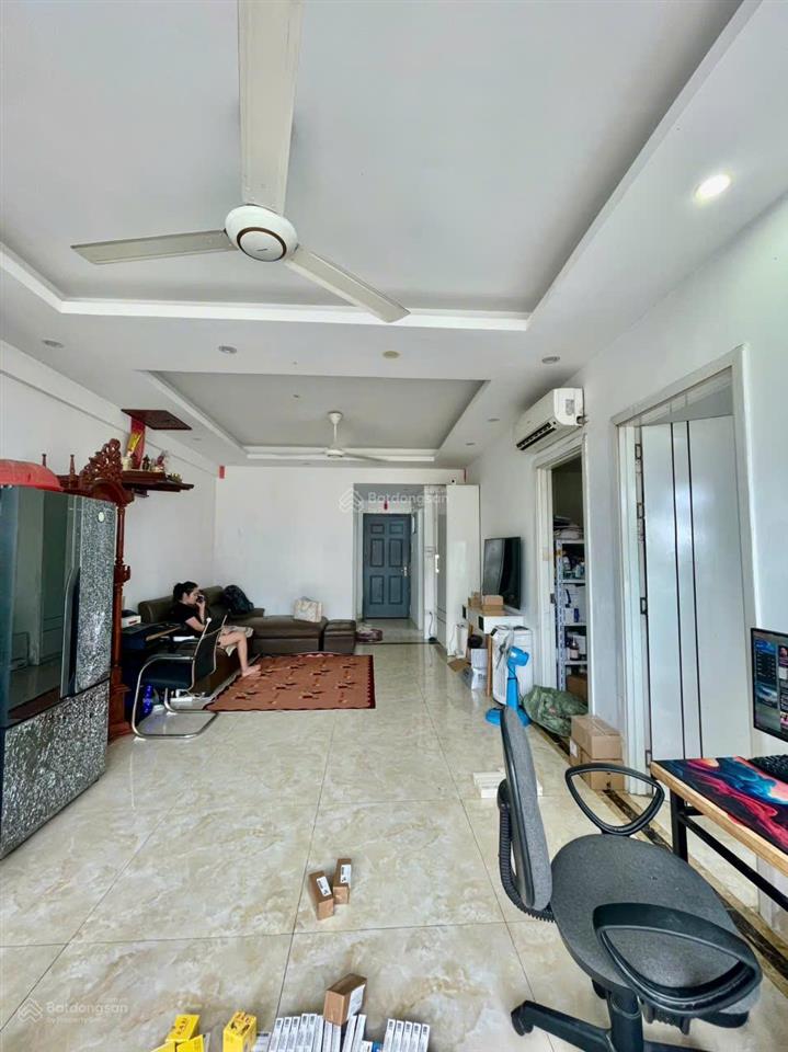 Em cần bán gấp cc 3pn, 70,58m2 tại khu đô thị nam trung yên  5,3 tỷ có thương lượng  0963 815 ***