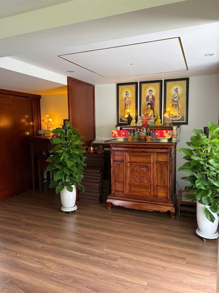 Bán cc 4pn, 3wc, 170m2 tại khu đô thị mới dịch vọng, 79 triệu/m2  sdcc   0963 815 ***