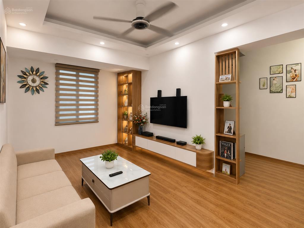Bán gấp căn hộ 2pn, 1wc tại vũ phạm hàm, yên hòa, cầu giấy, hà nội, 62m2, giá thỏa thuận