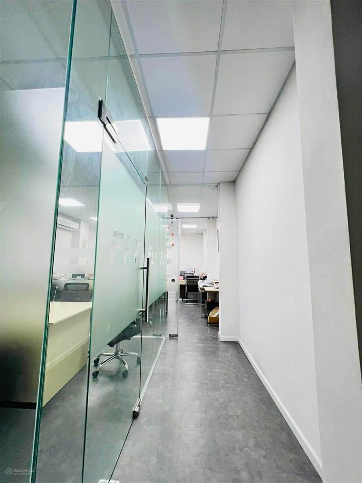 Chính chủ bán gấp nhà 6 tầng lê thị hồng, khu vip. 1 căn duy nhất. nhỉn 15ty