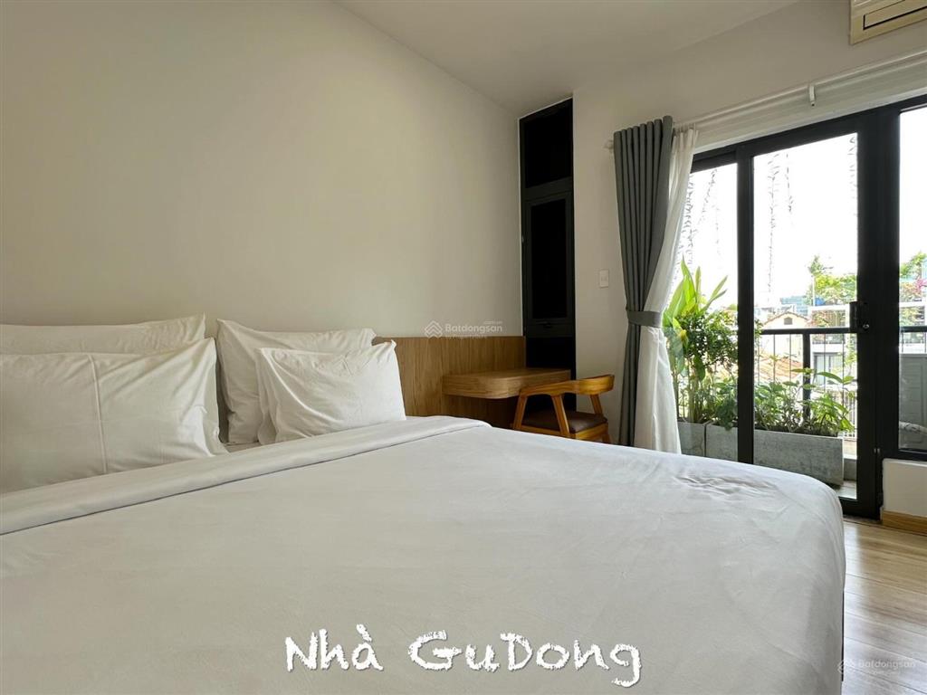 Cho thuê căn hộ 2pn gần vòng xoay lăng cha cả và công viên hoàng văn thụ