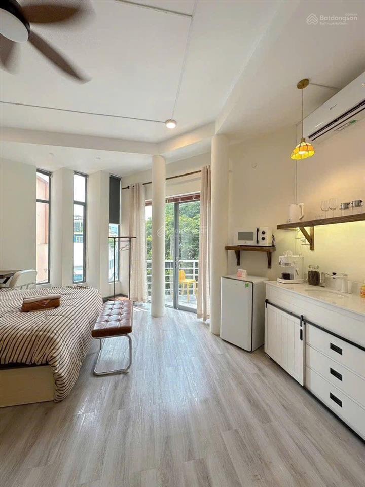 Cho thuê phòng đầy đủ nội thất gầm k300 gần chợ hoàng hoa thám, quận tân bình