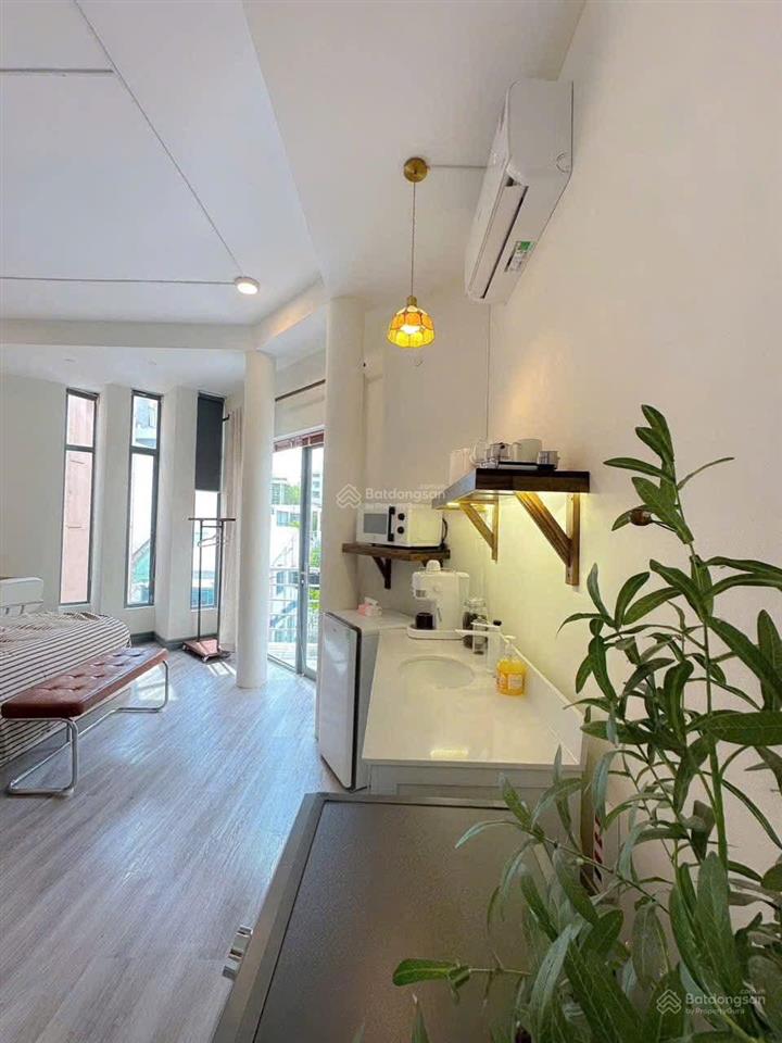 Cho thuê phòng đầy đủ nội thất gầm k300 gần chợ hoàng hoa thám, quận tân bình