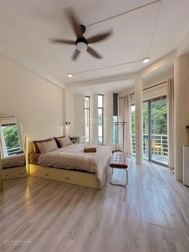 Cho thuê phòng đầy đủ nội thất gầm k300 gần chợ hoàng hoa thám, quận tân bình