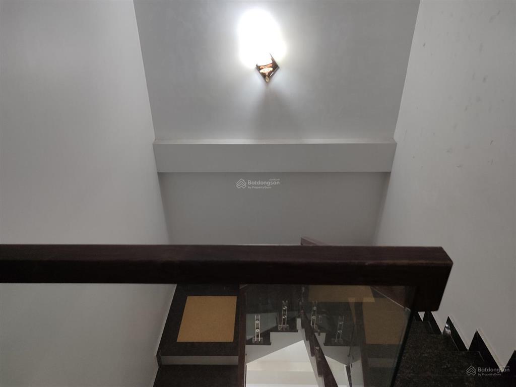 Hàng hiếm quán trữ nhà 3 tầng, 66m2, sổ đỏ, chỉ hơn 3 tỷ!
