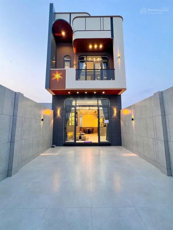 Chủ giảm giá bán gấp nhà 1 trệt 1 lầu ngay đường đồng khởi  cây xăng 75  trung tâm tp biên hoà