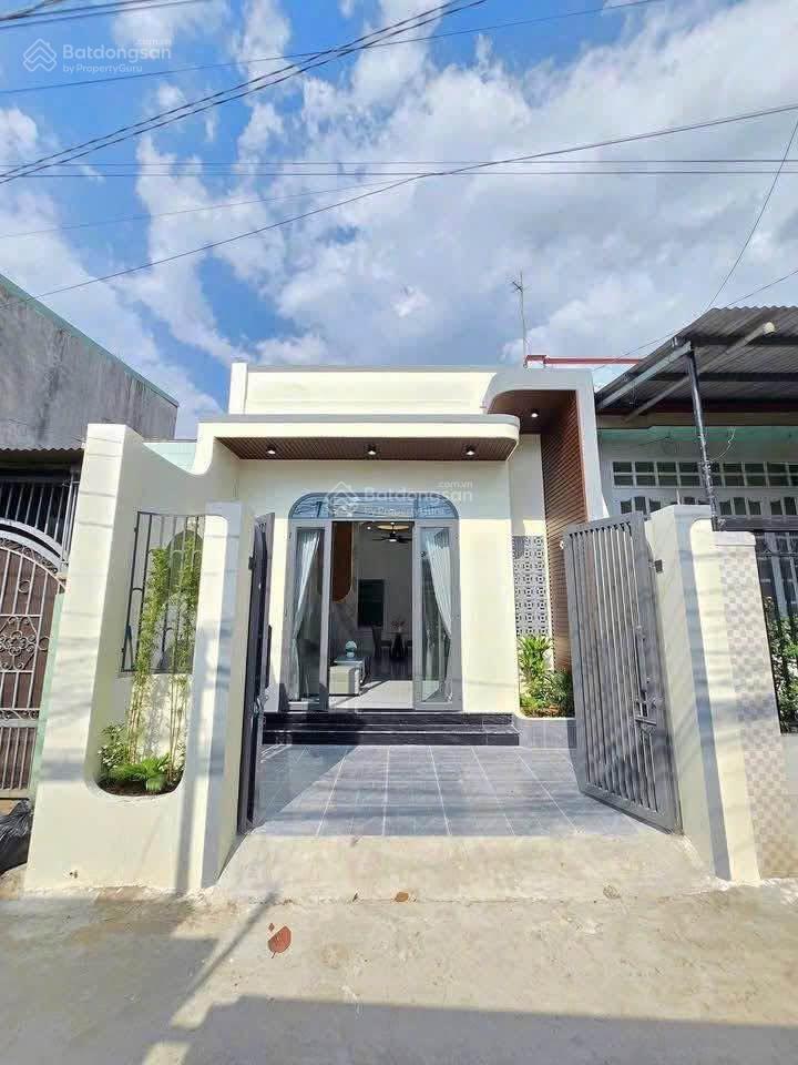 Ngộp lắm rồi! bán căn cấp 4 full nội thất sổ riêng, 100% thổ cư gần go tân hiệp, đường đồng khởi