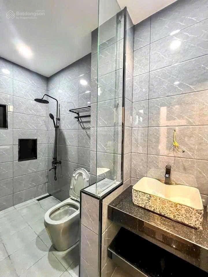 Bán căn biệt thự góc 2 mặt tiền kinh doanh trong kdc đông đúc gần văn miếu trấn biên  700tr sở hữu