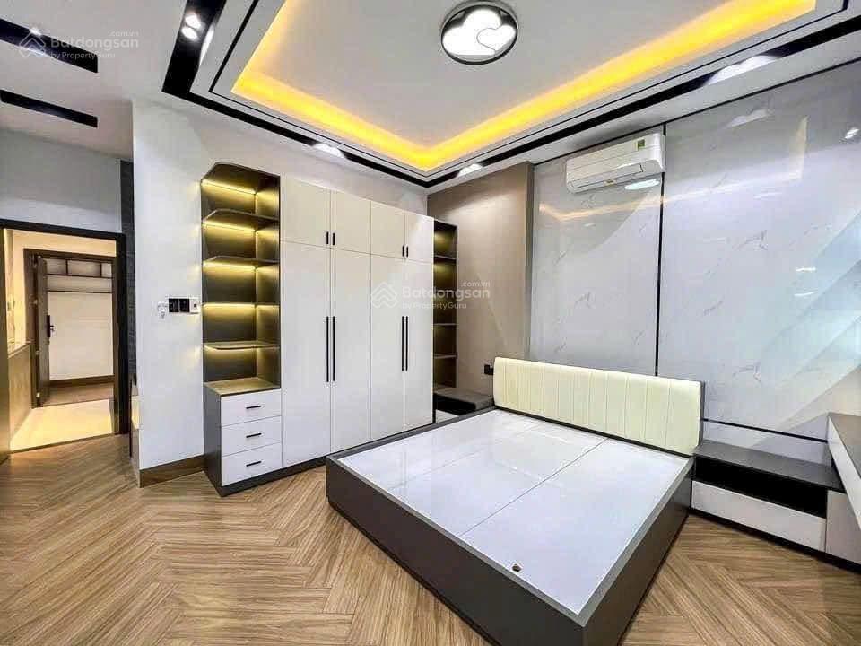Bán căn biệt thự góc 2 mặt tiền kinh doanh trong kdc đông đúc gần văn miếu trấn biên  700tr sở hữu