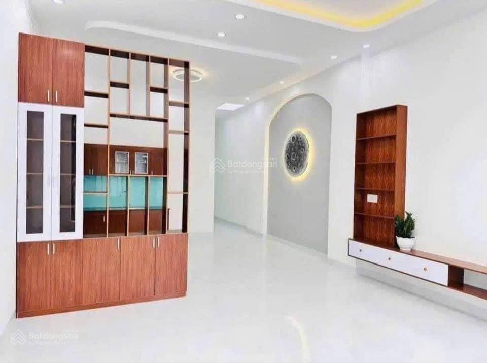 Chuẩn bị hoàn thiện căn cấp 4 sổ riêng, thổ cư 100% gần cầu bạch đằng 2  300tr sang tên công chứng