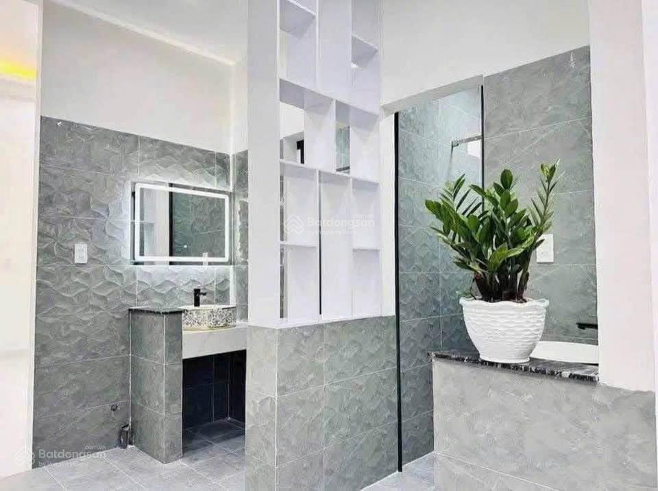 Chuẩn bị hoàn thiện căn cấp 4 sổ riêng, thổ cư 100% gần cầu bạch đằng 2  300tr sang tên công chứng