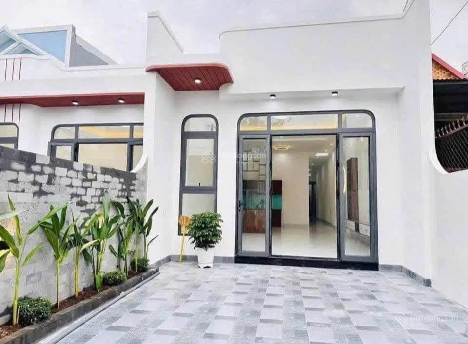 Chuẩn bị hoàn thiện căn cấp 4 sổ riêng, thổ cư 100% gần cầu bạch đằng 2  300tr sang tên công chứng