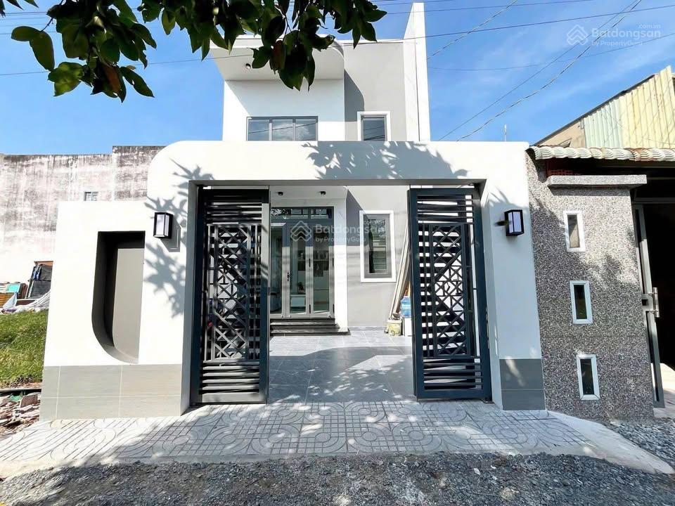 Chủ hạ giá 200tr bán nhà gác lửng mới xây cách kdl bửu long 5p di chuyển  500tr sang tên cc ngay