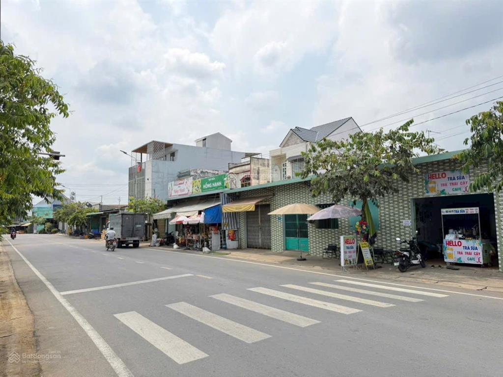 Siêu hiếm, bán lô góc 3 mặt tiền đường hương lộ 9, sổ riêng, thổ cư  600tr sang tên ngay