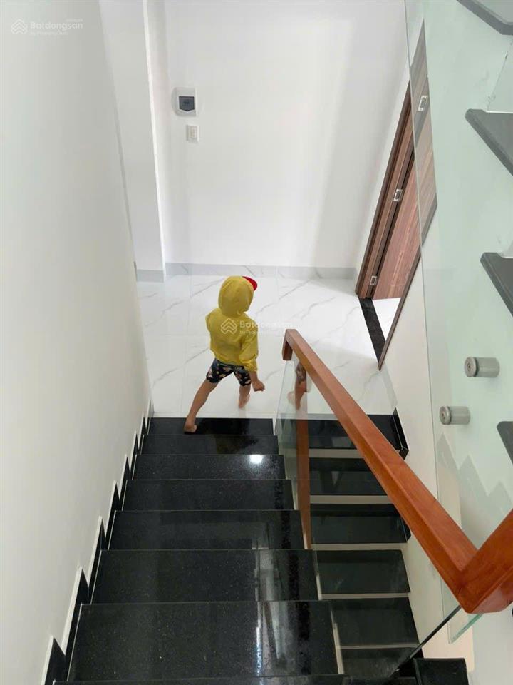 Cho thuê nhà mới xây, hẻm xe tải đường phan huy ích  p15  tân bình