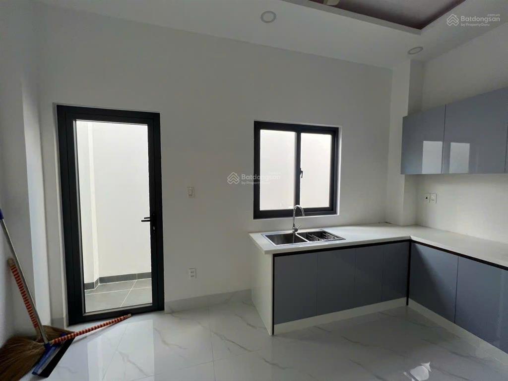 Cho thuê nhà mới xây, hẻm xe tải đường phan huy ích  p15  tân bình