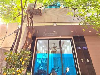 Bán nhà dân xây phố đội cấn trung tâm ba đình  nhà đẹp 2thoáng nội thất sịn sò dt 42m2  nhỉnh 6tỷ