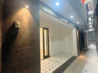 Chính chủ bán nhà đê la thành  quận ba đình  nhà đẹp ngõ thông giá cực hiếm 72m2 mt 5m nhỉnh 7tỷ