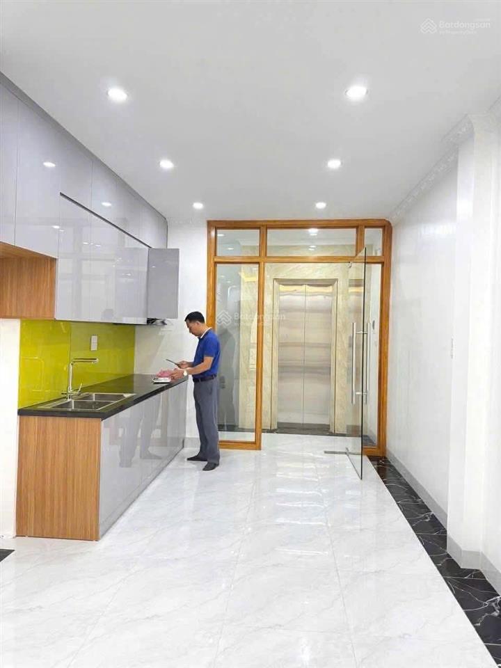 Cho thuê nhà thanh xuân  6 tầng  thang máy