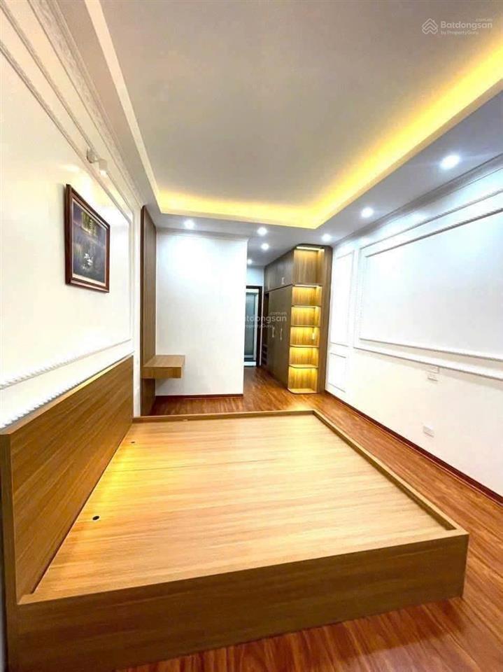 Cho thuê nhà thanh xuân  6 tầng  thang máy
