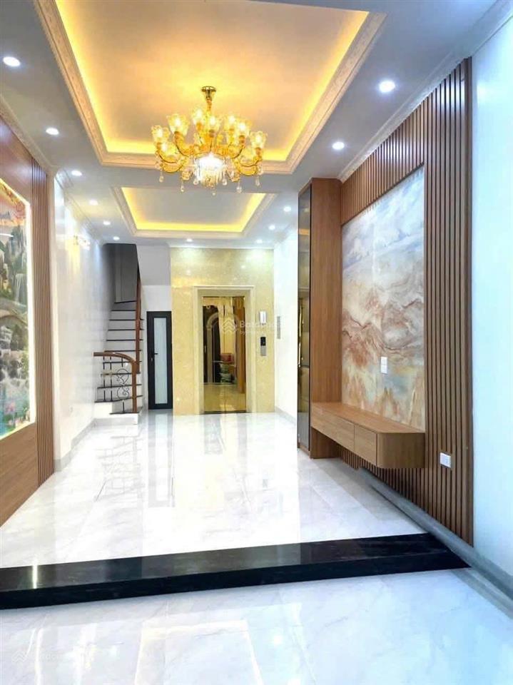 Cho thuê nhà thanh xuân  6 tầng  thang máy