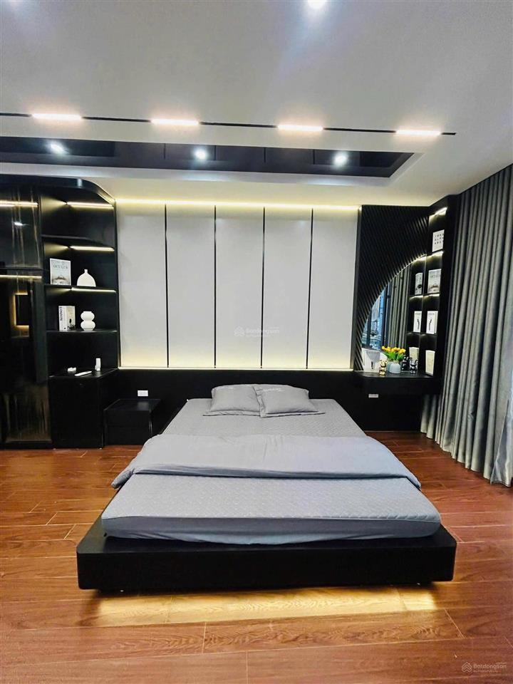 Cho thuê nhà nguyên căn ngã tư sở